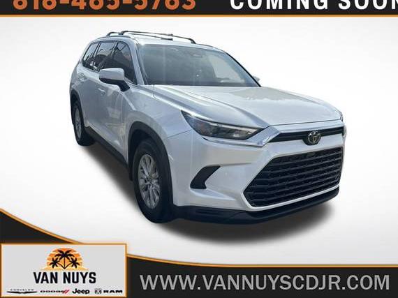 TOYOTA GRAND HIGHLANDER 2024 5TDAAAA59RS013647 image